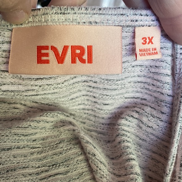 EVRI 3X heathered light pink top - Picture 6 of 7